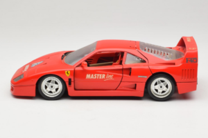 Ferrari F40 Evoluzione Raudonas Master Line Bburago 1:18 3042-M1 Metalas - nuotrauka 4 iš 8