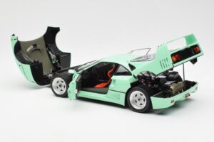 Ferrari F40 Mėtų Žalia Kyosho 1:18 08416MG Metalas - nuotrauka 7 iš 10
