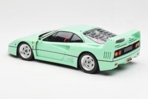 Ferrari F40 Mėtų Žalia Kyosho 1:18 08416MG Metalas - nuotrauka 9 iš 10