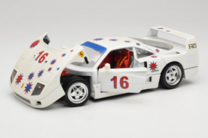 Ferrari F40 #16 Borsenmodells Baltas Limited Edition 333 pcs 1987 Bburago 1:18 3332-W1 Metalas - nuotrauka 2 iš 8