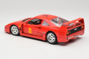 Ferrari F40 #8 Bevro International Raudonas 1987 Bburago 1:18 3332-P3 Metalas - nuotrauka 7 iš 8