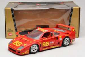 Ferrari F40 LM #86 Ch. Pozzi IMSA 24 Hours of Le Mans 1985 Raudonas Bburago 1:18 3332-P6 Metalas - nuotrauka 8 iš 8
