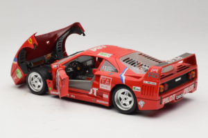 Ferrari F40 LM Pilot #34 Ferte / Thavenin / Palau 24 Hours of Le Mans 1995 Raudonas Bburago 1:18 3032-P3 Metalas - nuotrauka 5 iš 8