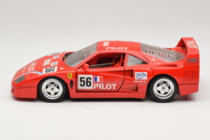 Ferrari F40 #56 Pilot Raudonas 1987 Bburago 1:18 3332-P2 Metalas - nuotrauka 4 iš 8