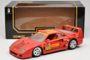 Ferrari F40 Pirelli BBS Raudonas Bburago 1:18 3032-P4 Metalas - nuotrauka 8 iš 8