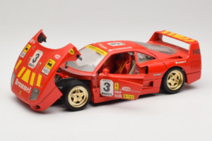 Ferrari F40 #3 Pirelli Raudonas 1987 Bburago 1:18 3332-P4 Metalas - nuotrauka 2 iš 8