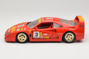 Ferrari F40 #3 Pirelli Raudonas 1987 Bburago 1:18 3332-P4 Metalas - nuotrauka 4 iš 8