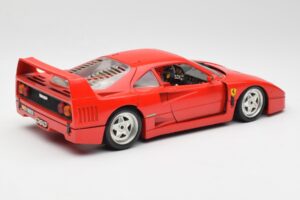 Ferrari F40 Raudonas Bburago 1:18 3032 Metalas - nuotrauka 3 iš 8