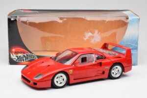 Ferrari F40 Raudonas Hot Wheels 1:18 23911 Metalas - nuotrauka 8 iš 8
