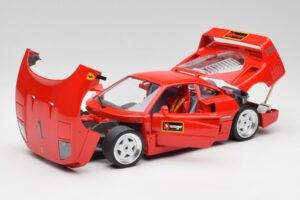 Ferrari F40 Raudonas Bburago 1:18 3332 Metalas - nuotrauka 2 iš 8