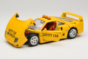 Ferrari F40 Safety Car Geltonas Bburago 1:18 3032-Y2 Metalas - nuotrauka 2 iš 8