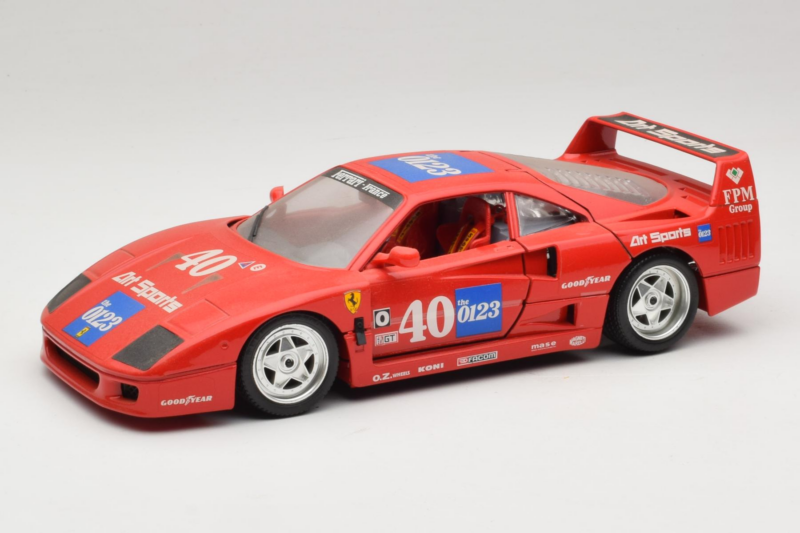 Ferrari F40 #40 the0123 Raudonas 1987 Bburago 1:18 3332-P5 Metalas