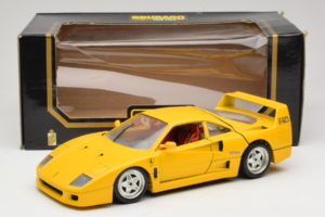 Ferrari F40 Geltonas Bburago 1:18 3032-Y1 Metalas - nuotrauka 8 iš 8