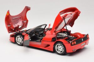 Ferrari F50 Kabrioletas 50 Jahre Ferrari 24 Jahre Bburago FMC Raudonas Bburago 1:18 3352-P1 Metalas - nuotrauka 5 iš 8