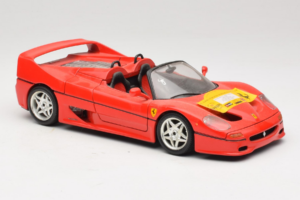 Ferrari F50 Kabrioletas 50 Jahre Ferrari 24 Jahre Bburago FMC Raudonas Bburago 1:18 3352-P1 Metalas - nuotrauka 6 iš 8