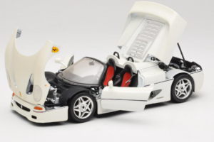 Ferrari F50 Kabrioletas Baltas Bburago 1:18 3352-W1 Metalas - nuotrauka 2 iš 8
