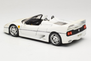 Ferrari F50 Kabrioletas Baltas Bburago 1:18 3352-W1 Metalas - nuotrauka 7 iš 8