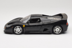 Ferrari F50 Coupe Juodas Bburago 1:18 3372-B1 Metalas - nuotrauka 4 iš 8