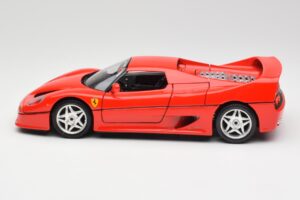 Ferrari F50 Hardtop Raudonas Bburago 1:18 3362 Metalas - nuotrauka 4 iš 8
