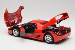 Ferrari F50 Hardtop Raudonas Bburago 1:18 3362 Metalas - nuotrauka 5 iš 8