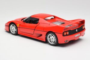 Ferrari F50 Hardtop Raudonas Bburago 1:18 3362 Metalas - nuotrauka 7 iš 8