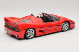 Ferrari F50 Spider Raudonas Shell Maisto 1:18 3076-M1 Metalas - nuotrauka 3 iš 8