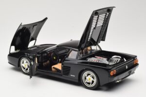 Ferrari F512M Juodas Hot Wheels 1:18 23922 Metalas - nuotrauka 5 iš 8