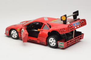 Ferrari 288 GTO Evoluzione #45 Raudonas Revell 1:18 48820 Metalas - nuotrauka 5 iš 8