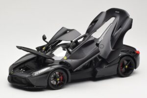 Ferrari LaFerrari F150 Matte Black Bburago 1:18 18-16901BK Metalas - nuotrauka 2 iš 8