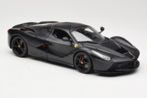 Ferrari LaFerrari F150 Matte Black Bburago 1:18 18-16901BK Metalas - nuotrauka 6 iš 8