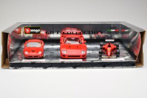 Ferrari Promo Set F40 550 Maranello Scuderia Ferrari F310 F1 1996 Bburago 1:18 FERRARI001 Metalas