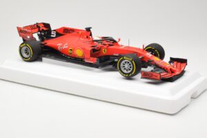 Ferrari SF90 #5 S. Vettel Australian GP 2019 BBR 1:18 BBR191805DIE Derva - nuotrauka 4 iš 6