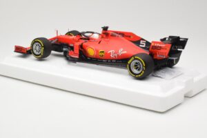 Ferrari SF90 #5 S. Vettel Australian GP 2019 BBR 1:18 BBR191805DIE Derva - nuotrauka 5 iš 6