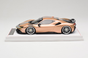 Ferrari SF90 Novitec Auksinis Sidabrinis Juosta IVY 1:18 REMC028 Derva