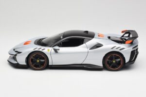 Ferrari SF90 XX Stradale Arctic White Bburago 1:18 18-16020W Metalas - nuotrauka 4 iš 8