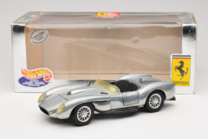 Ferrari Testa Rossa Chrome Silver Hot Wheels 1:18 25737 Metalas - nuotrauka 8 iš 8