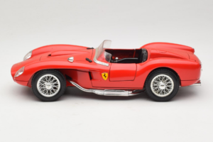 Ferrari 250 Testa Rossa Raudonas Bburago 1:18 3007-P2 Metalas - nuotrauka 4 iš 8