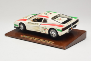 Ferrari Testarossa Italia 90 Baltas Bburago 1:18 3059-W1 Metalas - nuotrauka 6 iš 8