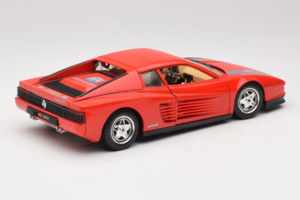 Ferrari Testarossa PPG Auto Refinish Raudonas Bburago 1:18 3039-P3 Metalas - nuotrauka 3 iš 8