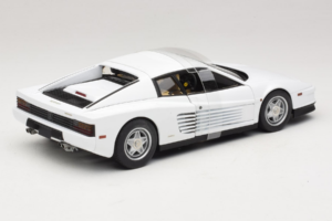 Ferrari Testarossa Baltas Miami Vice Hot Wheels 1:18 P9904 Metalas - nuotrauka 2 iš 6