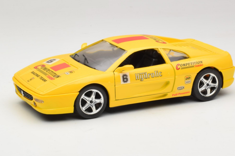 Ferrari F355 Berlinetta Racing Geltonas Solido 1:18 9009-Y1 Metalas