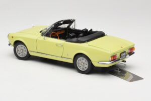 Fiat 124 Spider BS1 Geltonas Sun Star 1:18 4921 Metalas - nuotrauka 7 iš 8