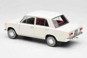 Fiat 124 Baltas IXO 1:18 18CMC205OP Metalas - nuotrauka 7 iš 8