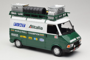 Fiat 242 Alitalia Rally Team Assistance With Trailer 1978 IXO 1:18 18CMC027WX Metalas - nuotrauka 5 iš 7