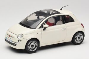 Fiat 500 Baltas Mondo Motors 1:18 500291 Metalas