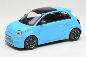 Abarth 500e Mėlynas IXO 1:18 MCG18499 Metalas