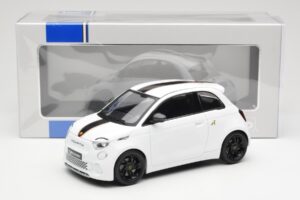 Abarth 500e Baltas IXO 1:18 MCG18497 Metalas - nuotrauka 6 iš 6