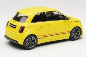 Abarth 500e Geltonas IXO 1:18 MCG18498 Metalas - nuotrauka 2 iš 6