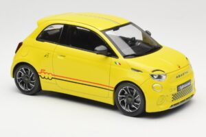 Abarth 500e Geltonas IXO 1:18 MCG18498 Metalas - nuotrauka 4 iš 6