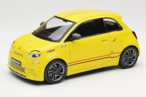 Abarth 500e Geltonas IXO 1:18 MCG18498 Metalas